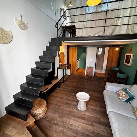 Loft D'architecte A Charpennes