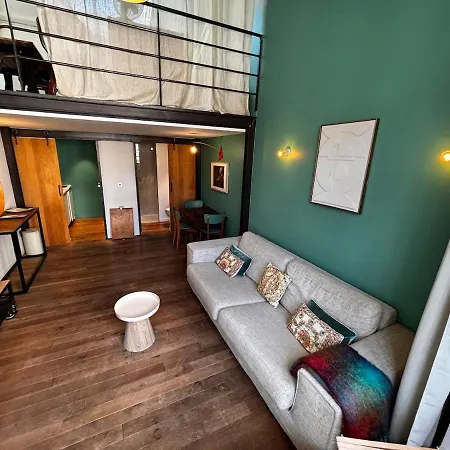 Apartment Loft D'architecte A Charpennes *